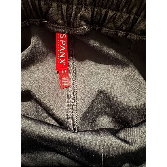 Spanx Faux black leather joggers SP - Picture 3 of 11